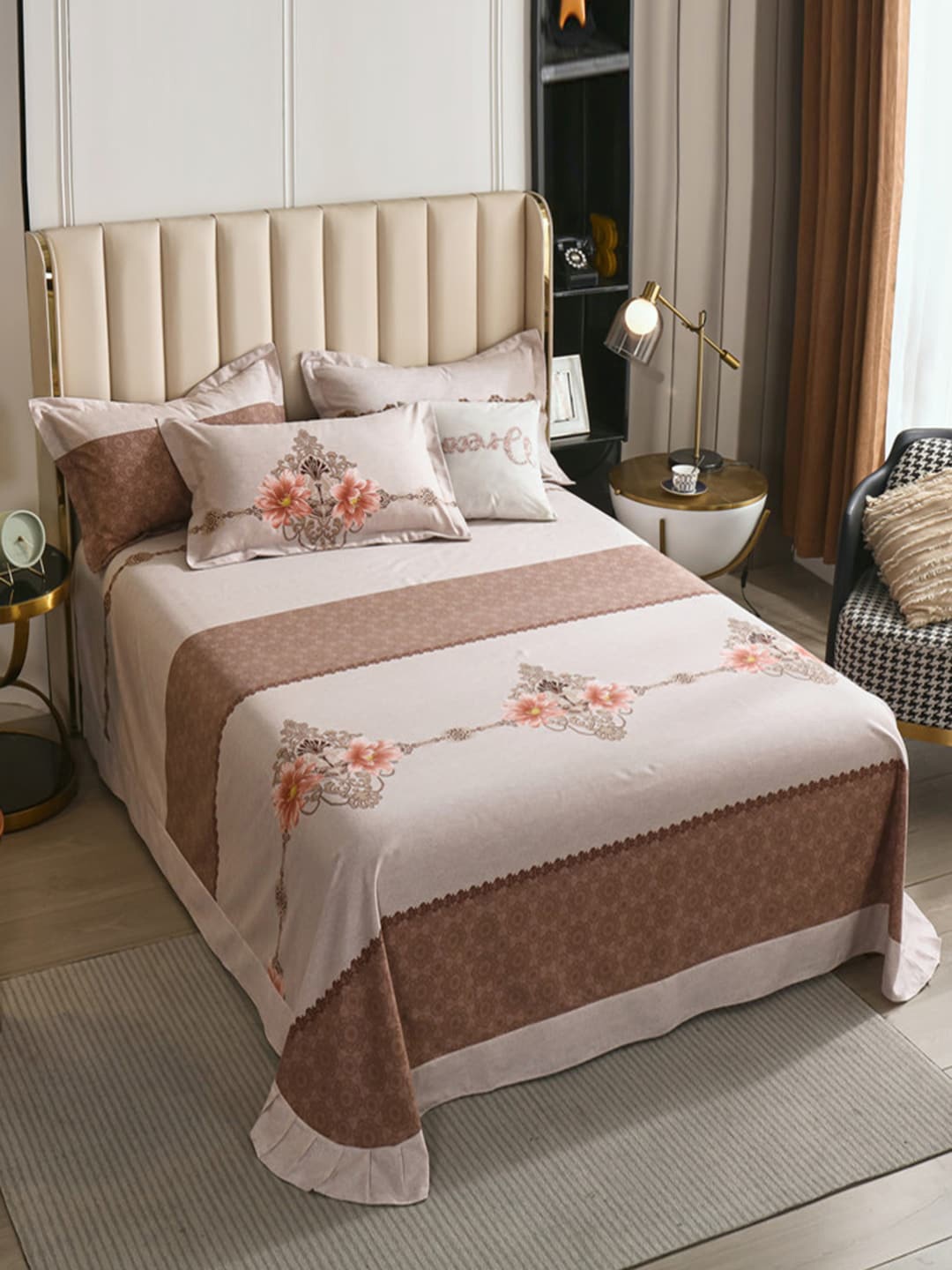 

JC Collection Beige & Brown Ethnic Motifs Queen Bedsheet with 2 Pillow Covers
