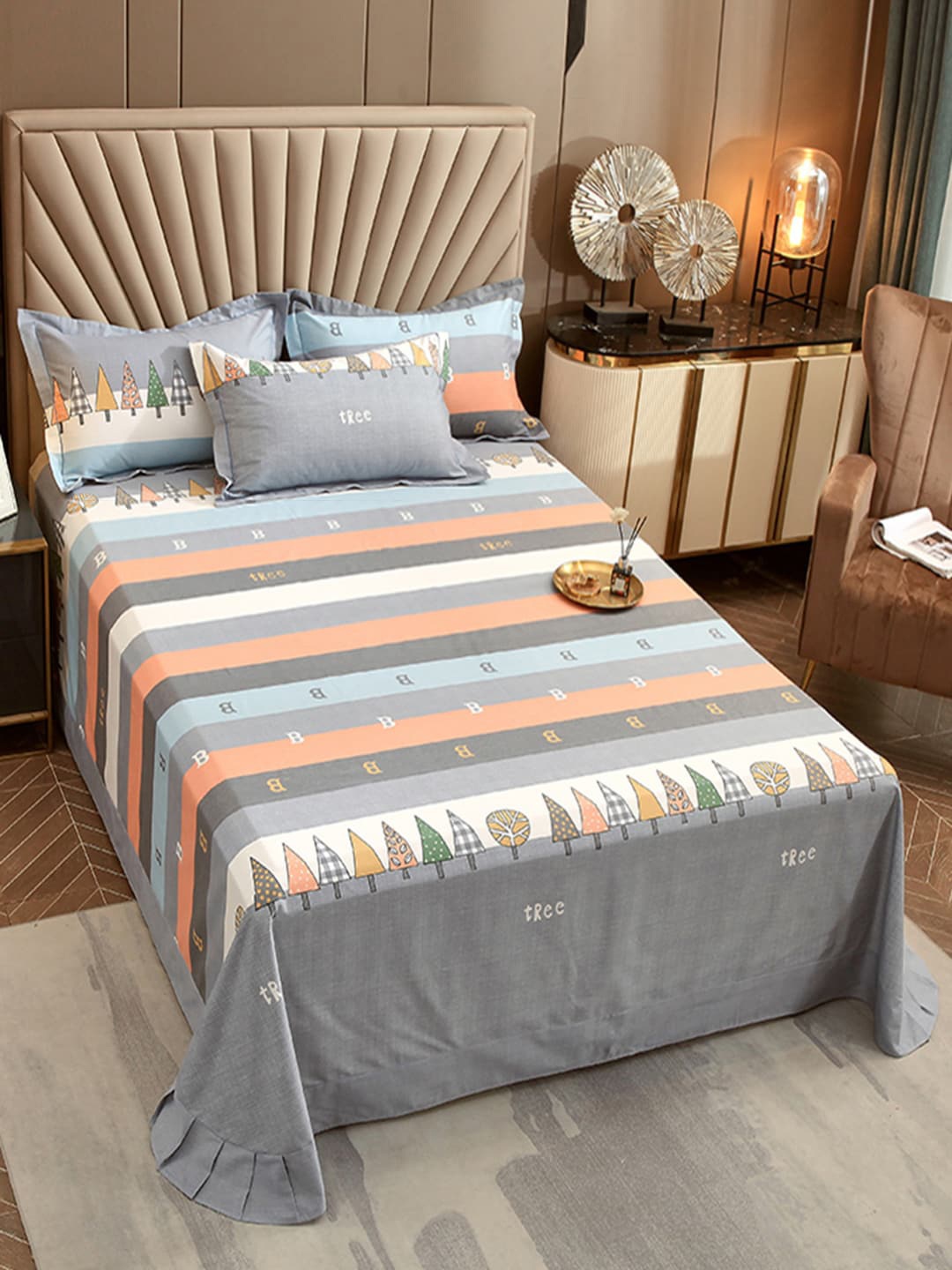 

JC HOME Grey & Peach-Coloured Striped Cotton Queen Bedsheet with 2 Pillow Covers