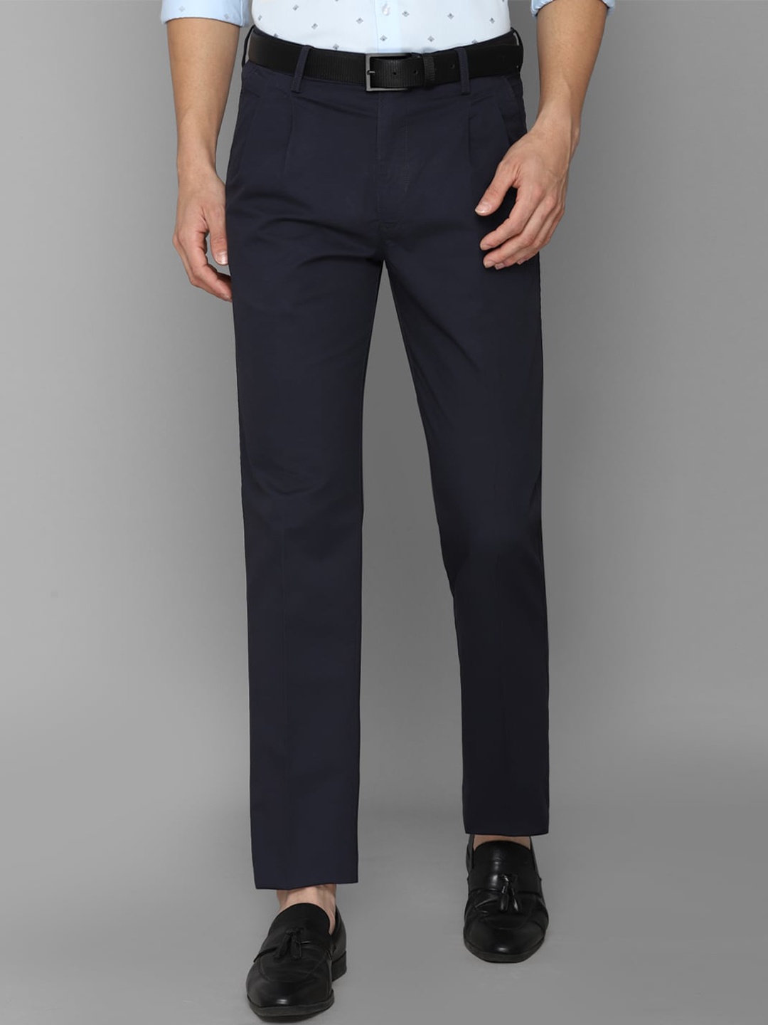 

Allen Solly Men Navy Blue Pleated Formal Trouser