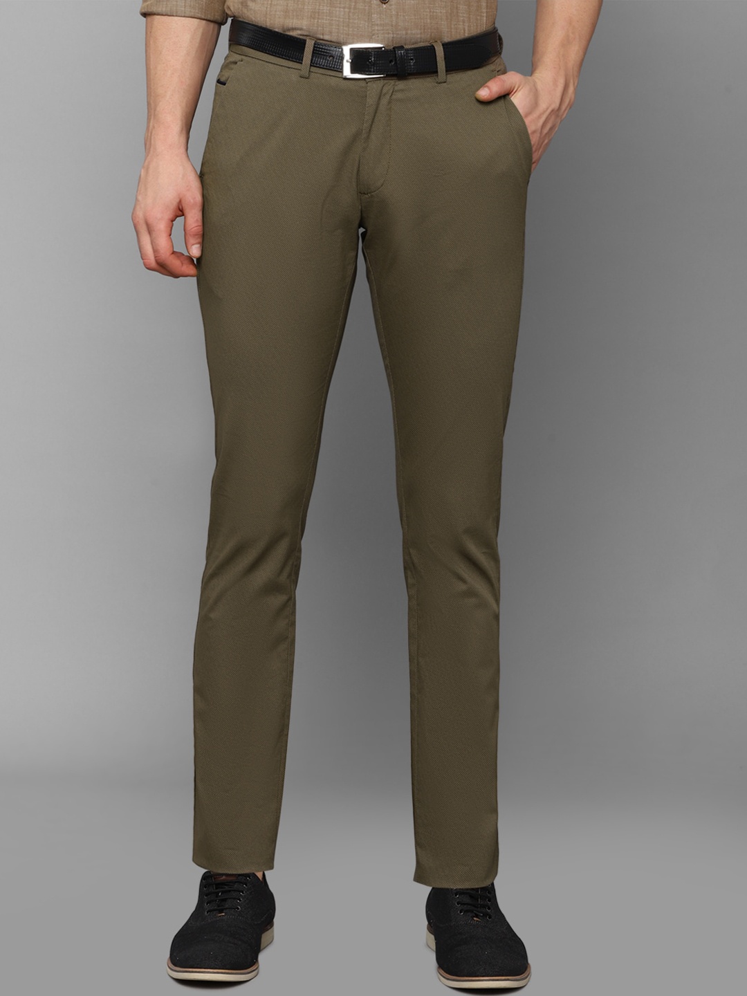 

Allen Solly Men Olive Green Slim Fit Trousers