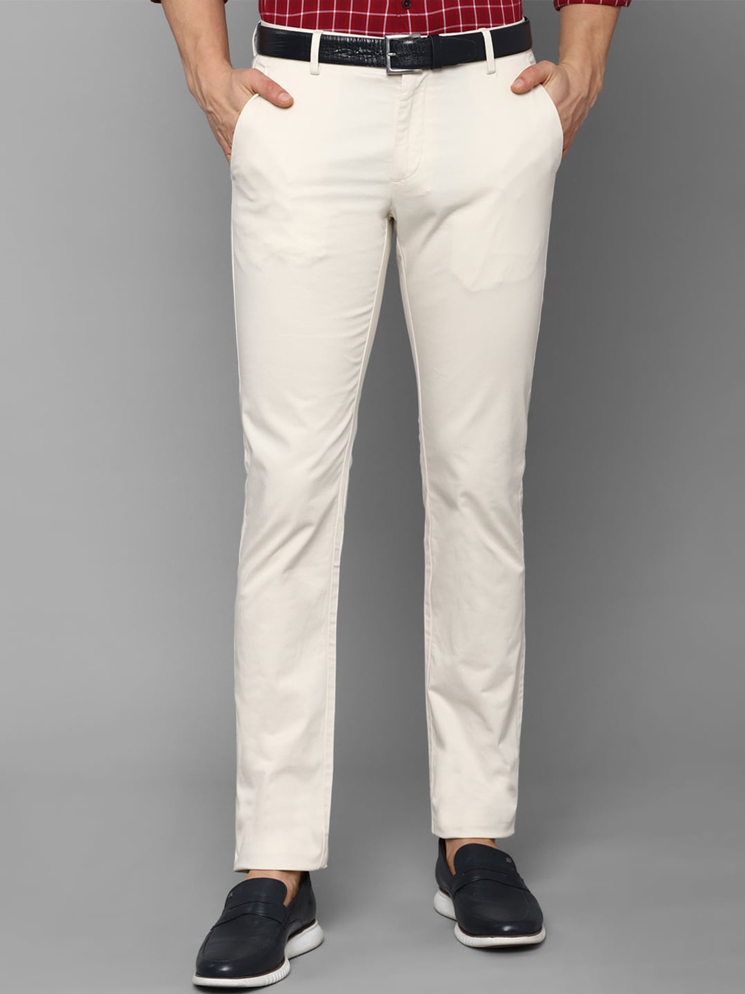 

Allen Solly Men Beige Slim Fit Mid-Rise Chinos Trousers