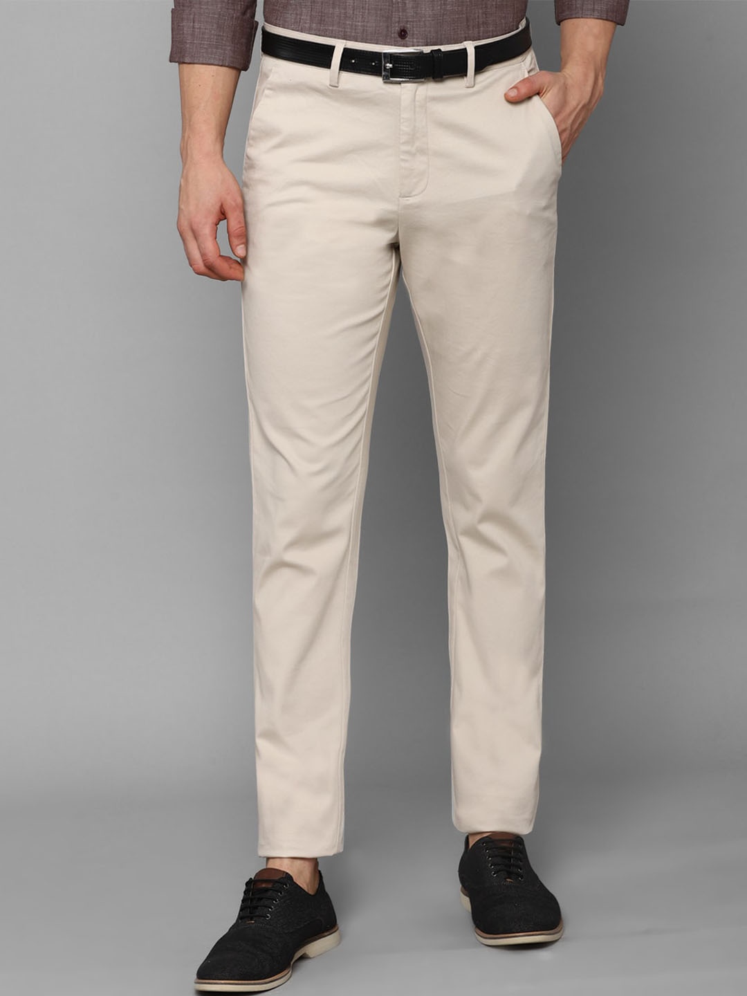 

Allen Solly Men Beige Trousers