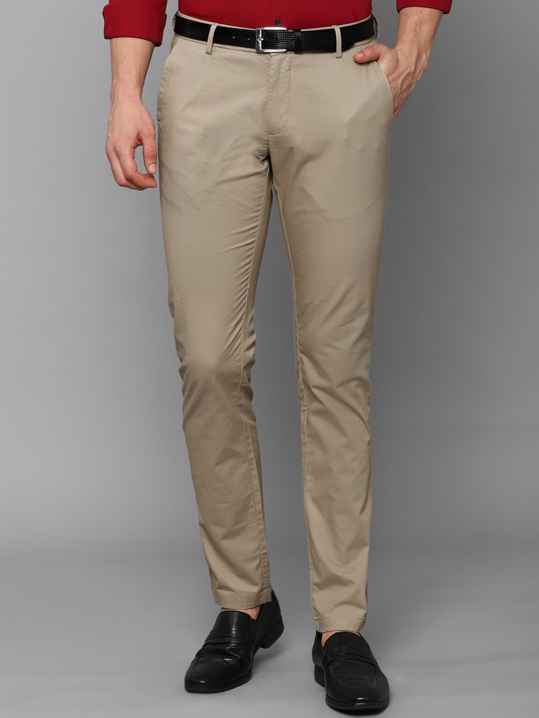

Allen Solly Men Khaki Slim Fit Trousers