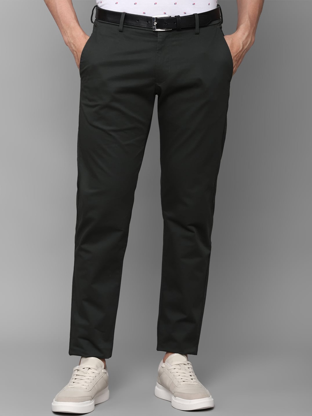

Allen Solly Men Black Slim Fit Trouser
