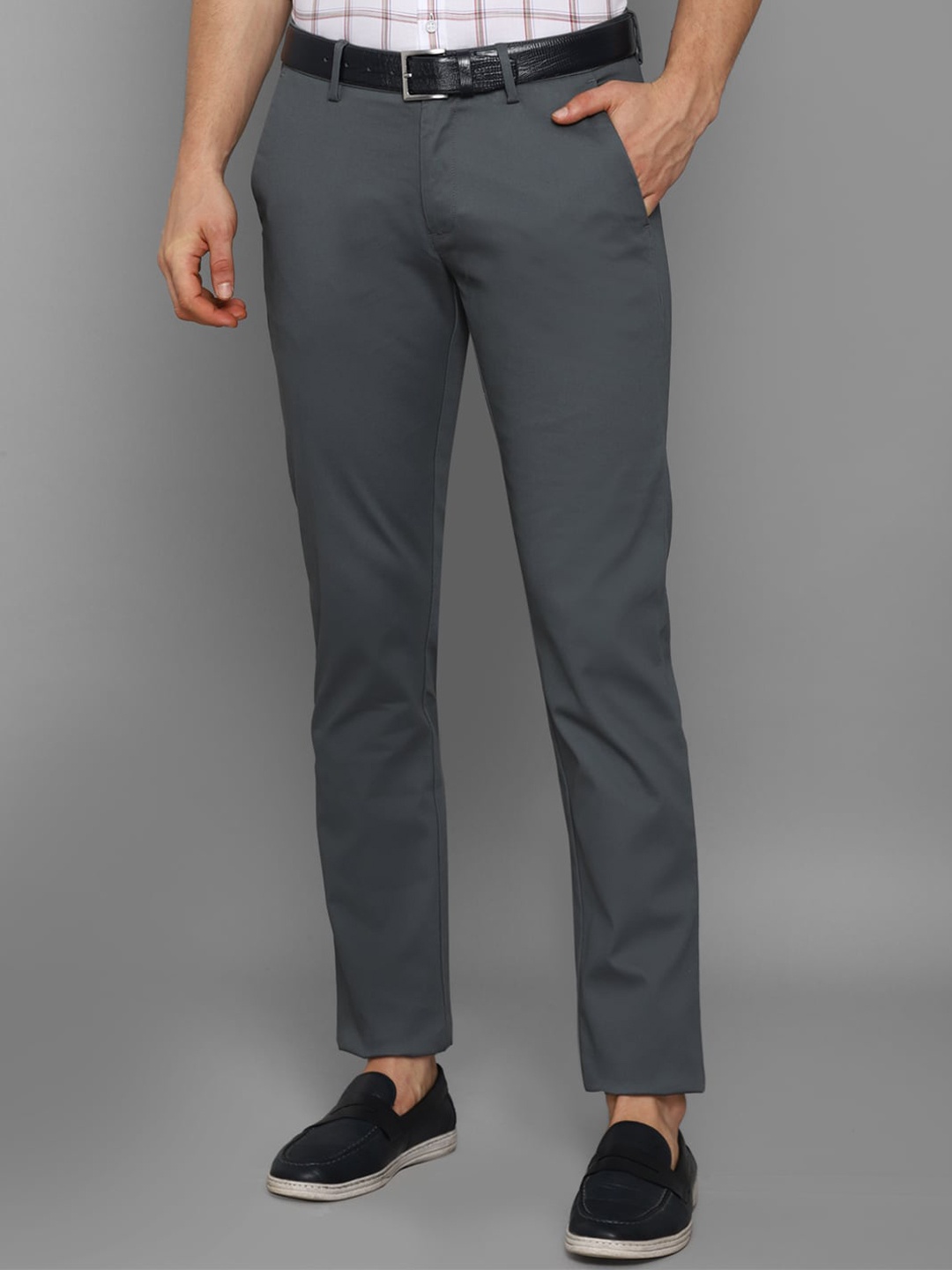 

Allen Solly Men Navy Blue Slim Fit Solid Trousers