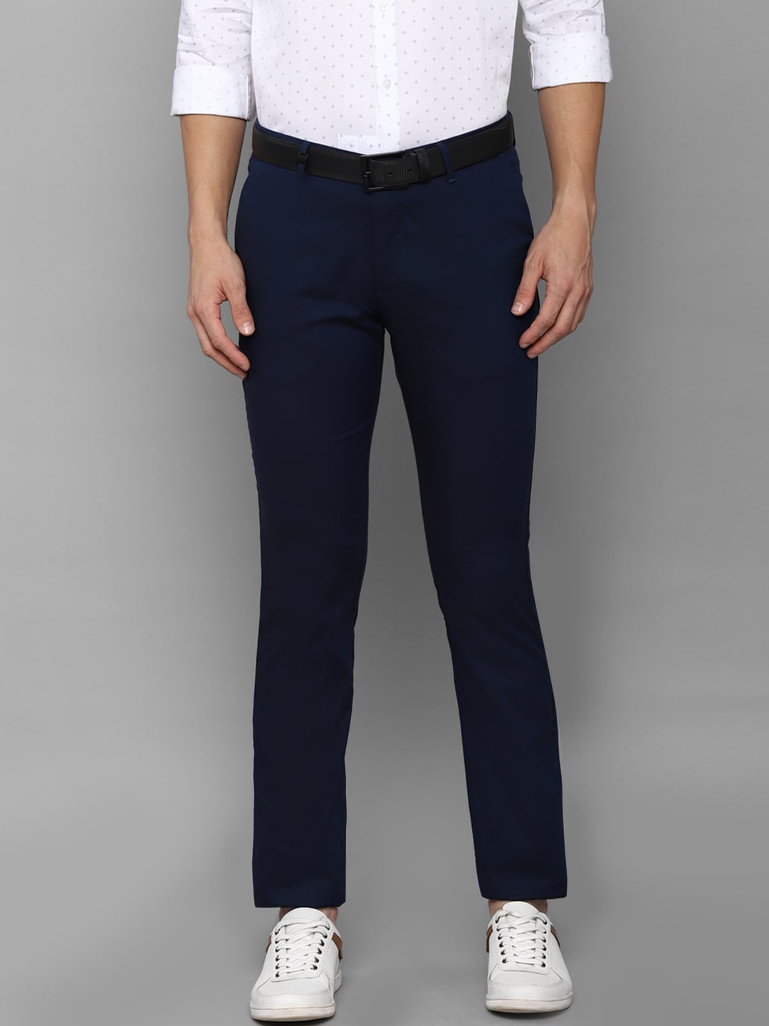 

Louis Philippe Sport Men Navy Blue Slim Fit Trousers