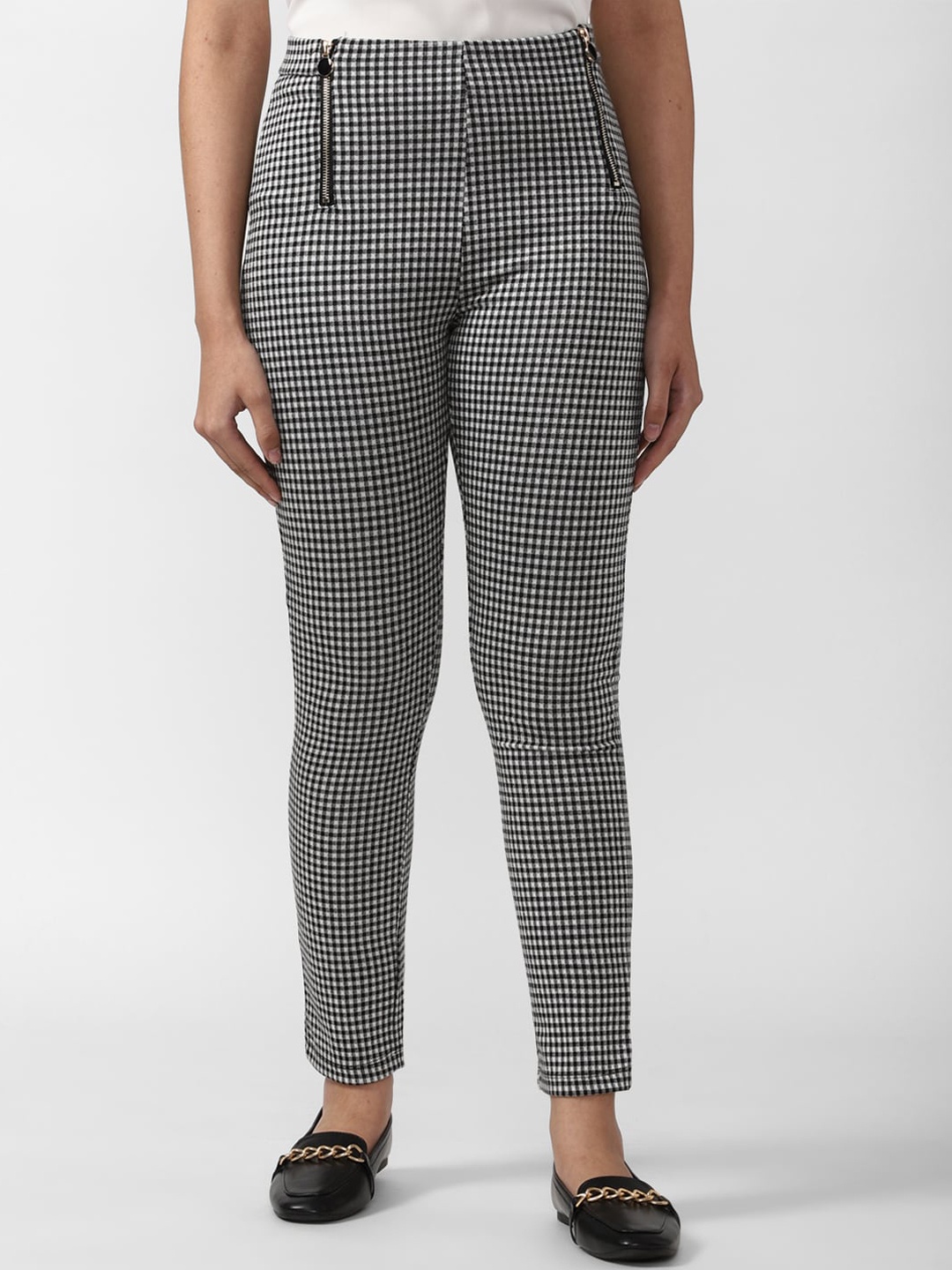 

Van Heusen Woman Grey Checked Trousers