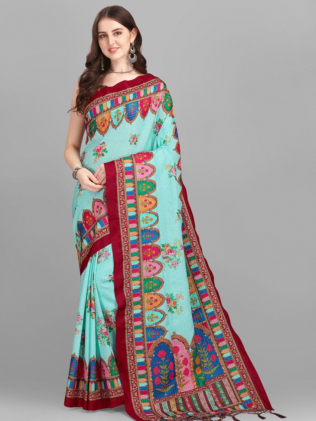 

YOYO Fashion Blue & Maroon Printed Floral Silk Blend Saree