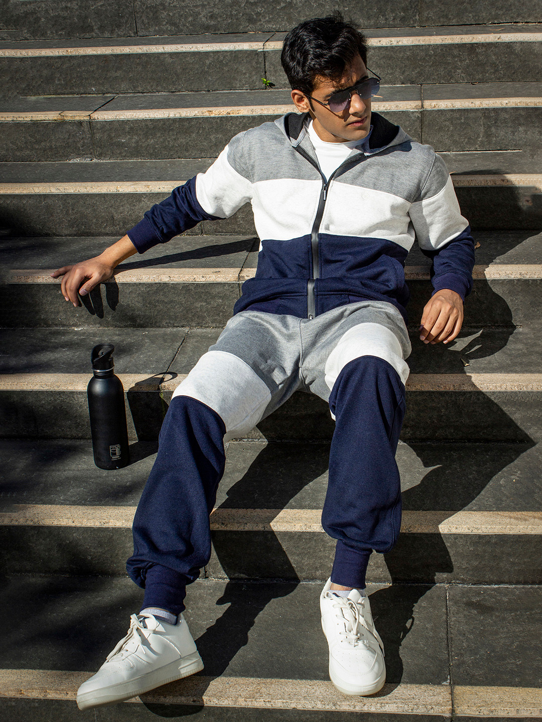 

CHKOKKO Men Grey & Navy Blue Color Blocked Tracksuits