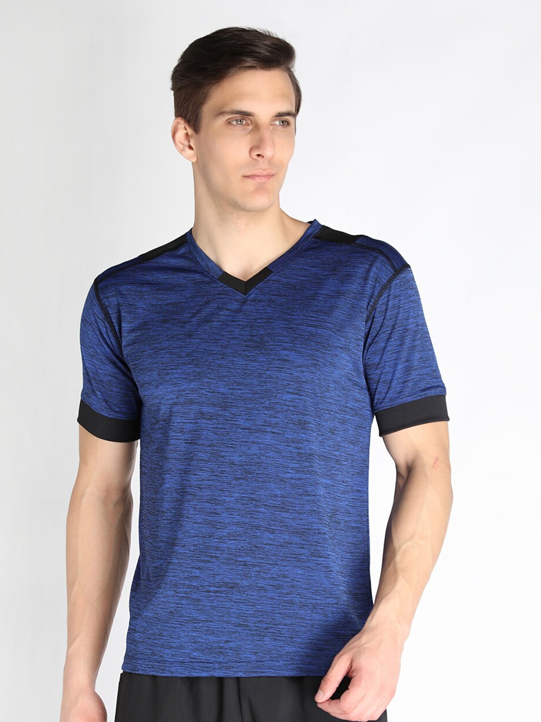 

CHKOKKO Men Blue & Black V-Neck Sports T-Shirt