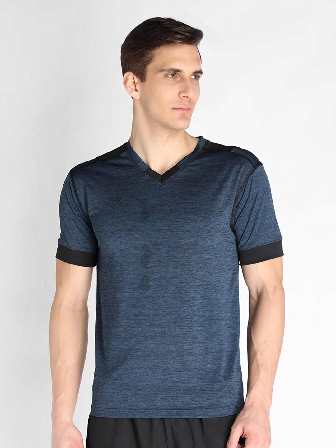 

CHKOKKO Men Blue & Black V-Neck Sports T-Shirt
