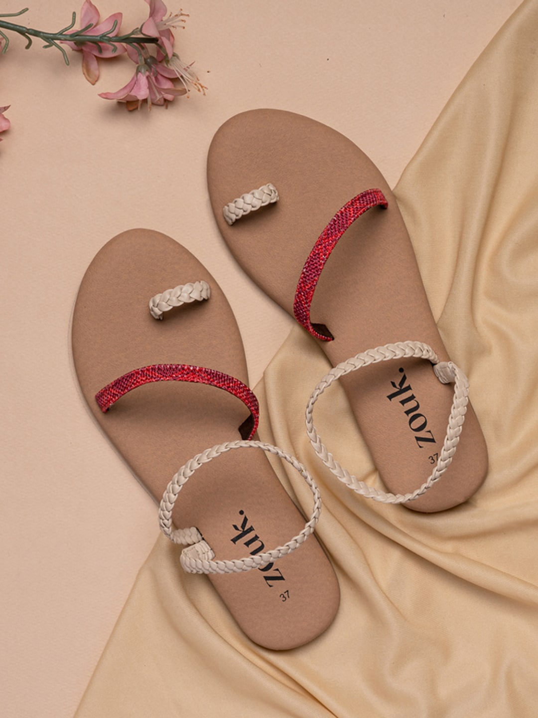 

ZOUK Women Cream-Coloured Open Toe Flats