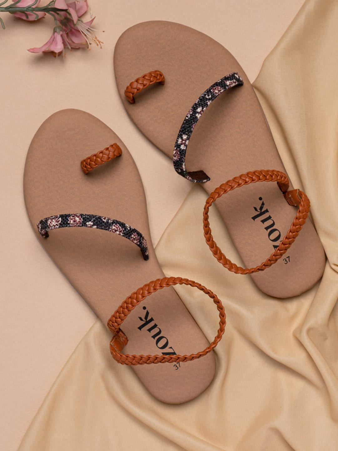 

ZOUK Women Brown Open Toe Flats