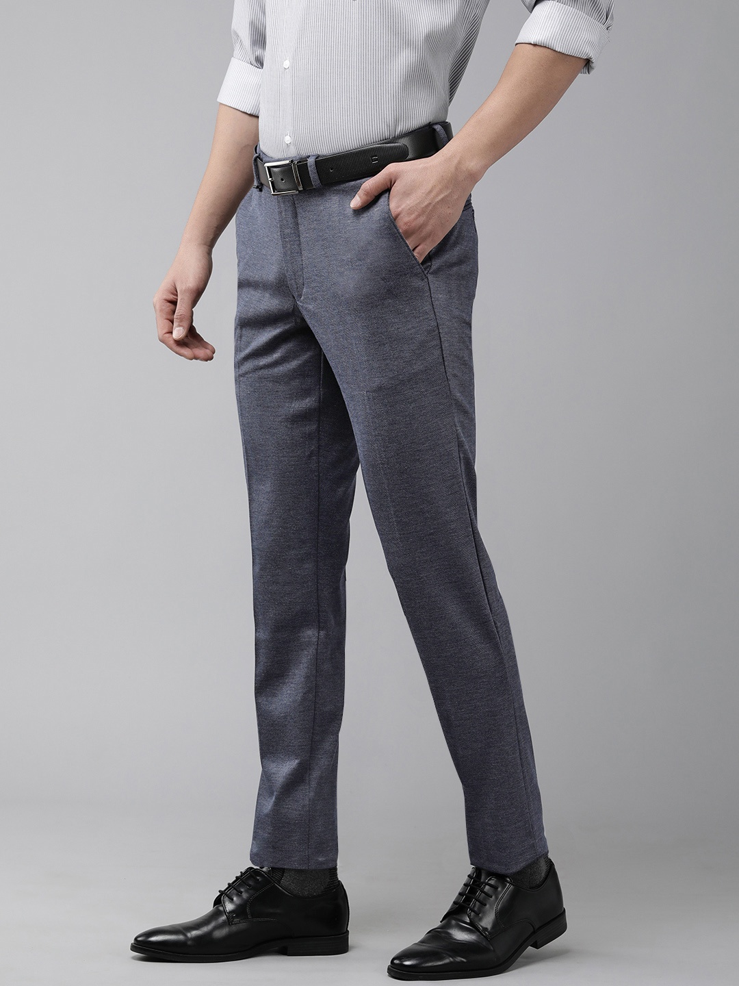 

Van Heusen Men Sold Slim Fit Mid-Rise Formal Trousers, Grey