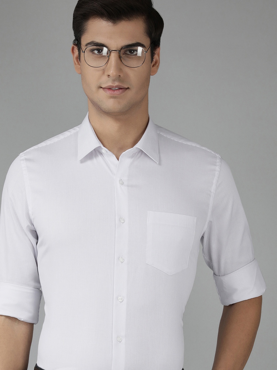 

Van Heusen Men White Slim Fit Striped Formal Shirt