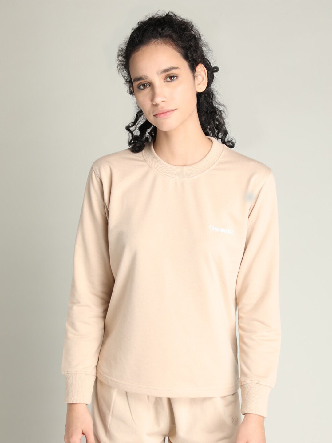 

CHKOKKO Women Beige Solid Cotton T-shirt