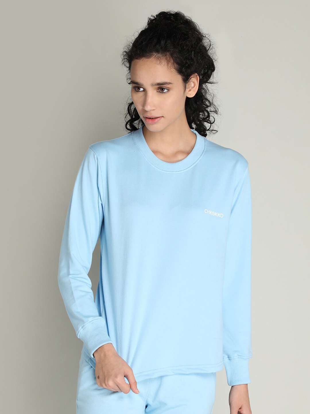

CHKOKKO Women Blue Solid Cotton T-shirt