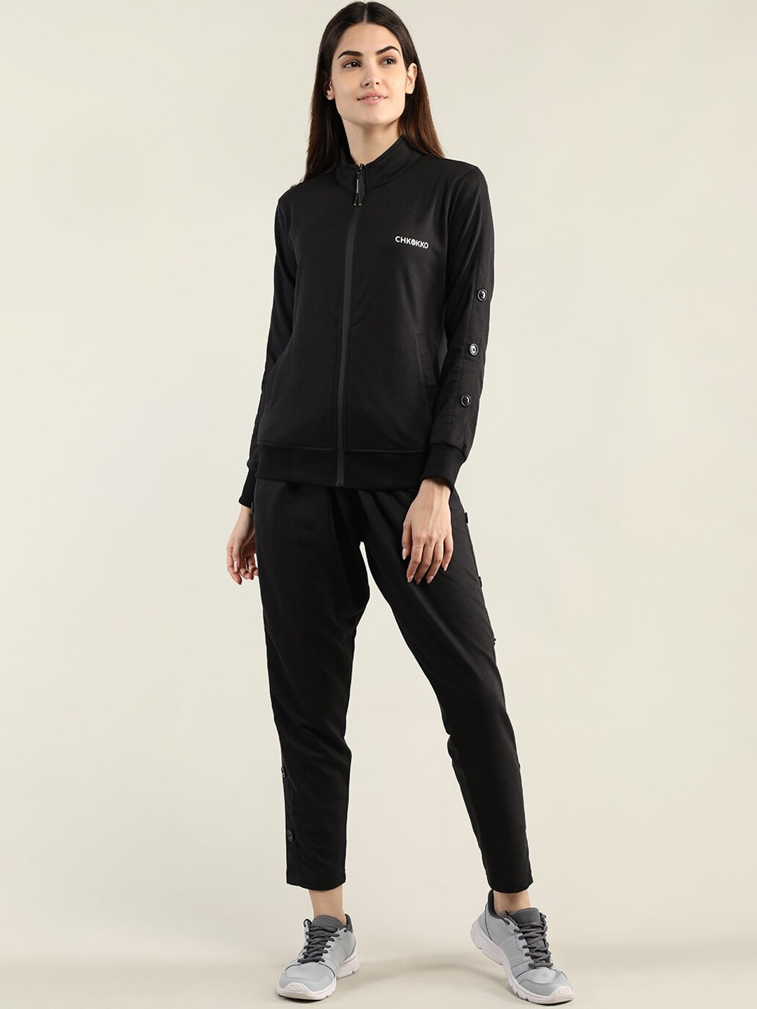 

CHKOKKO Women Black Solid Co-Ords