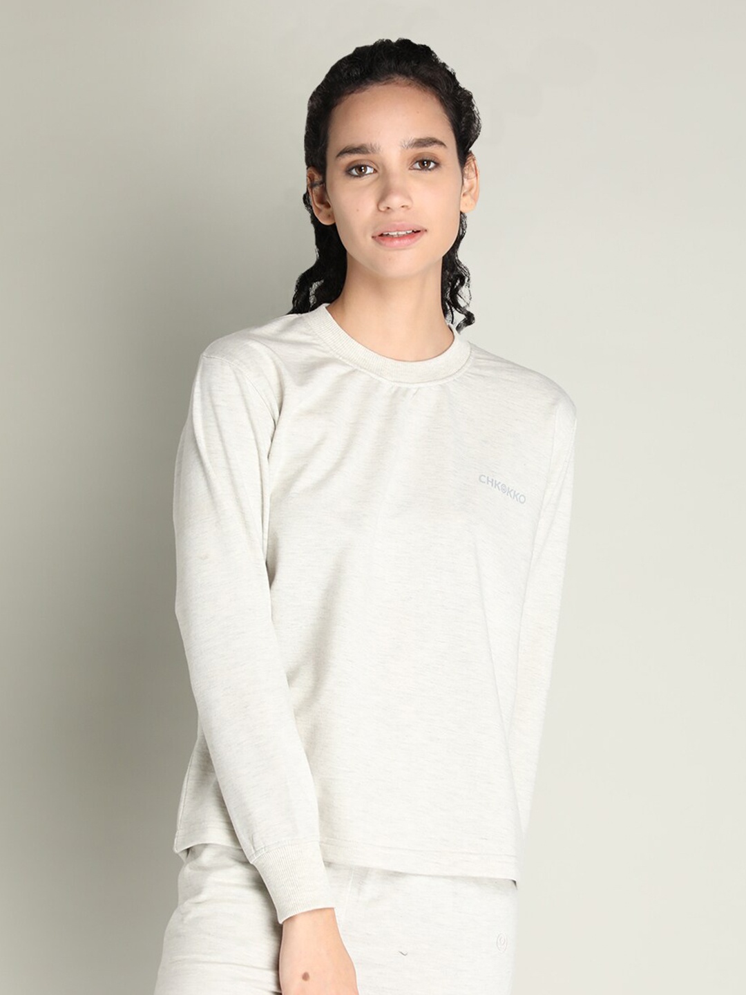 

CHKOKKO Women Off White Solid Cotton T-shirt