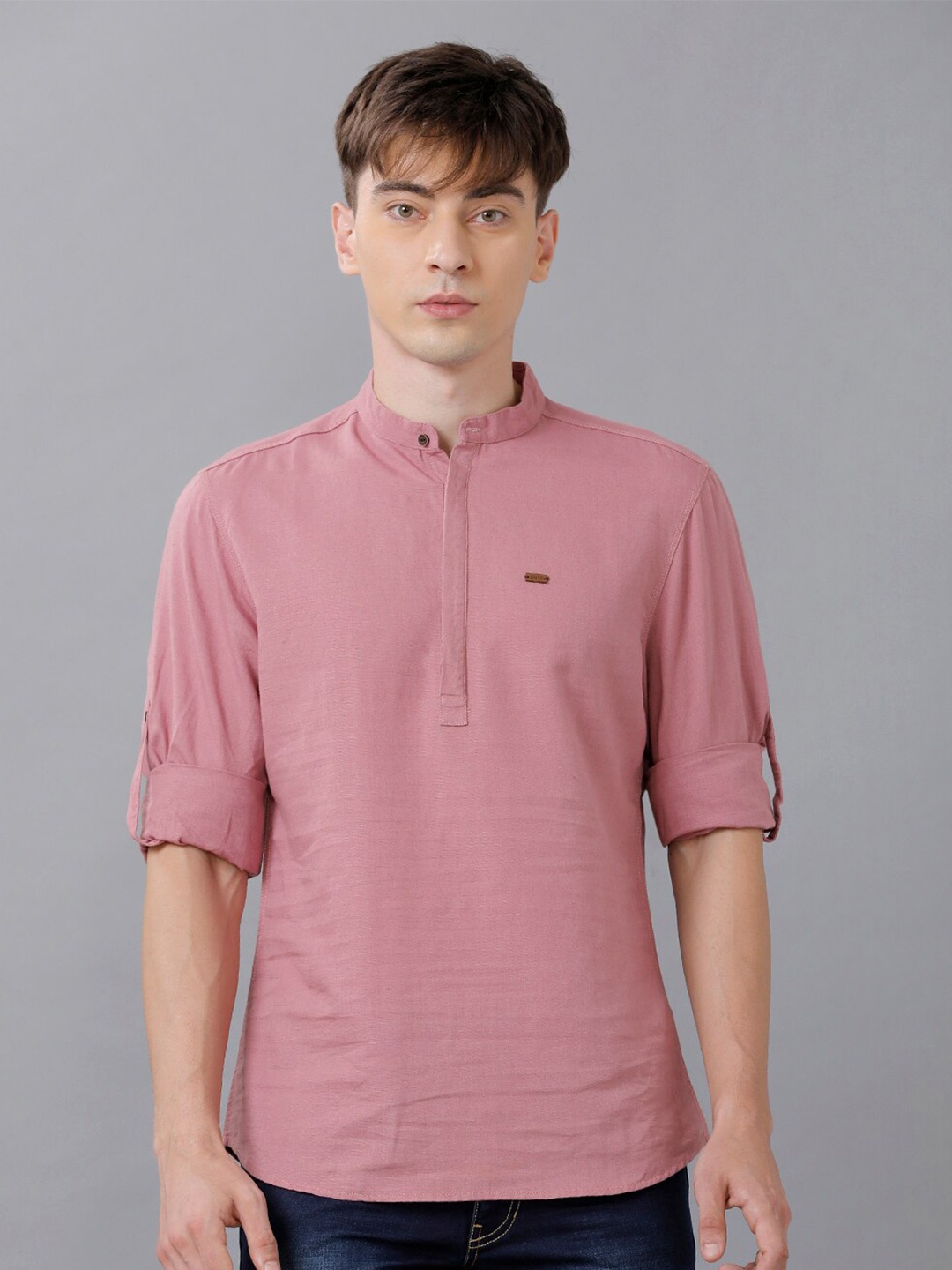 

IDENTITI Men Pink Solid Slim Fit Casual Shirt