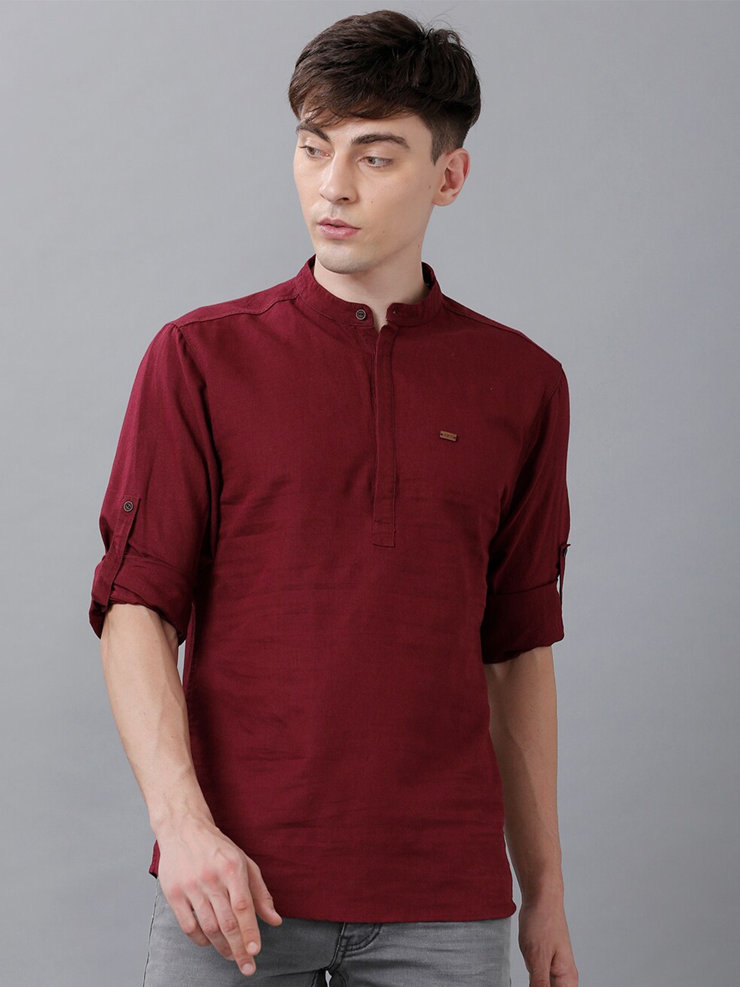 

IDENTITI Men Maroon Solid Slim Fit Linen Casual Shirt