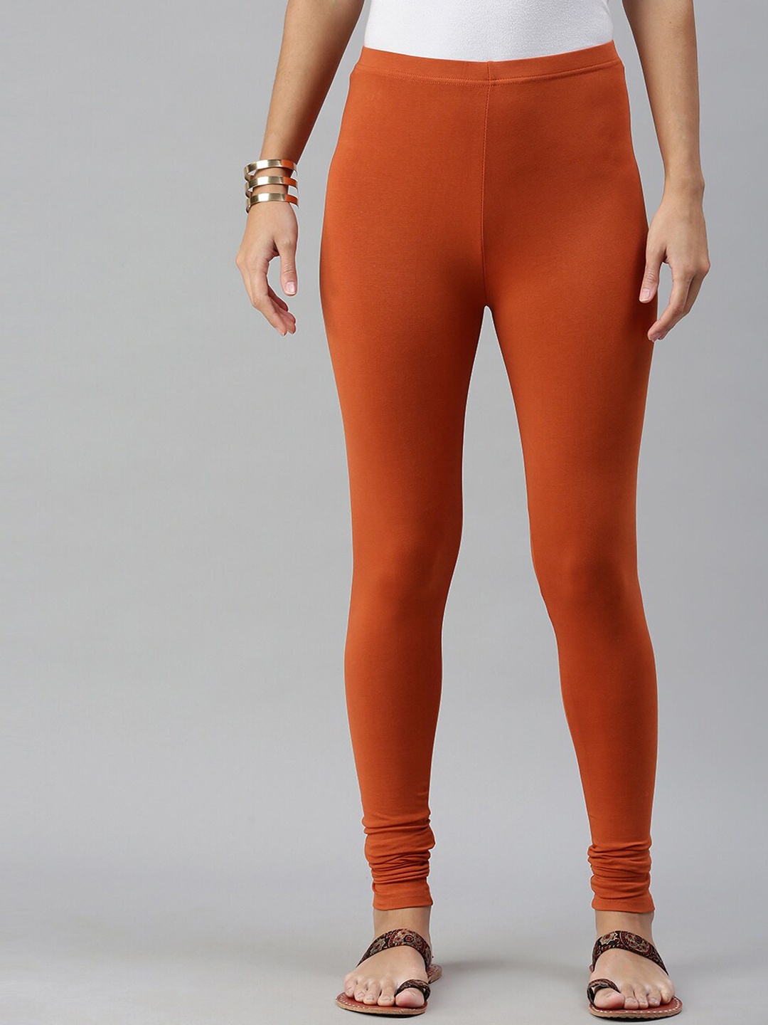 

De Moza Women Brown Solid Churidar-Length Cotton Leggings