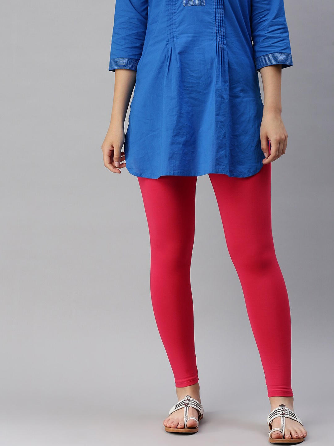 

De Moza Women Coral Pink Solid Ankle Length Leggings