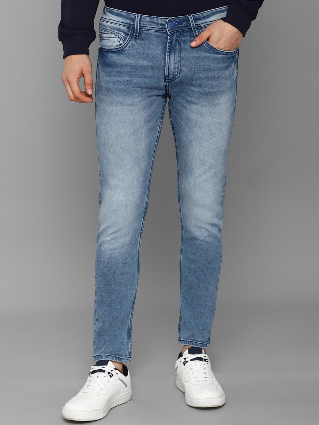 

Allen Solly Men Blue Slim Fit Heavy Fade Jeans