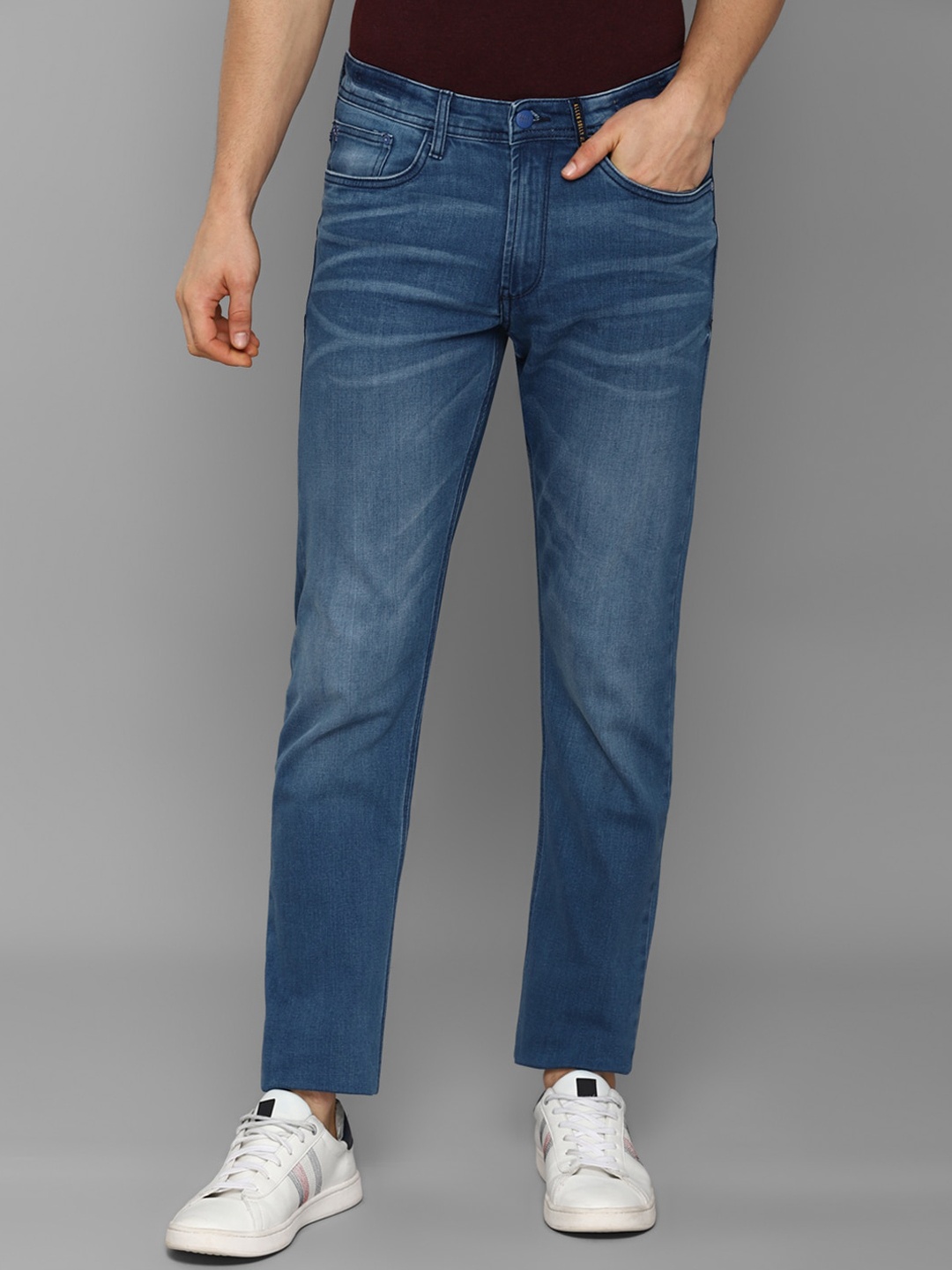 Allen Solly Sport Men Blue Light Fade Jeans
