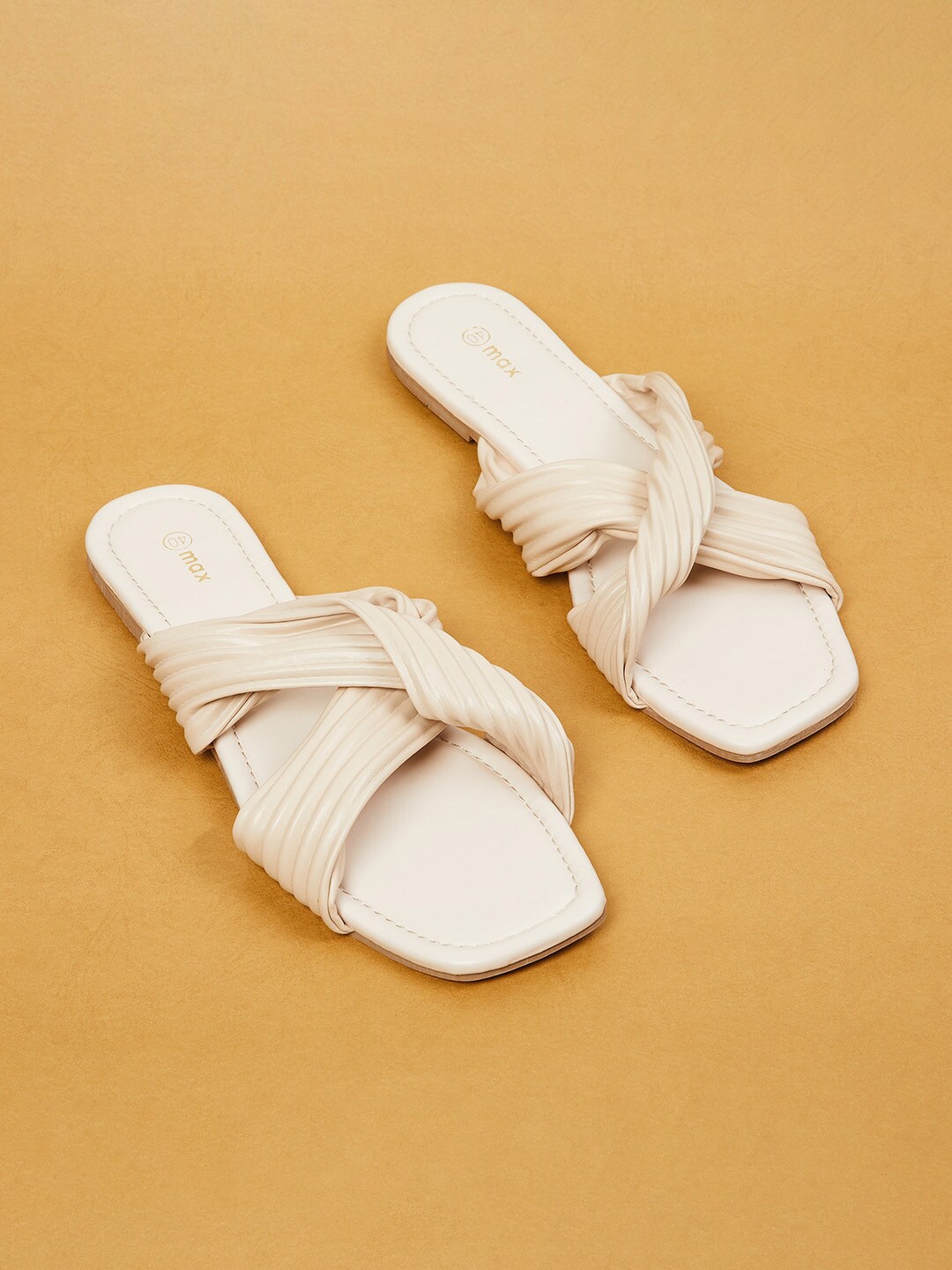 

max Women Textured Open Toe Flats, Beige