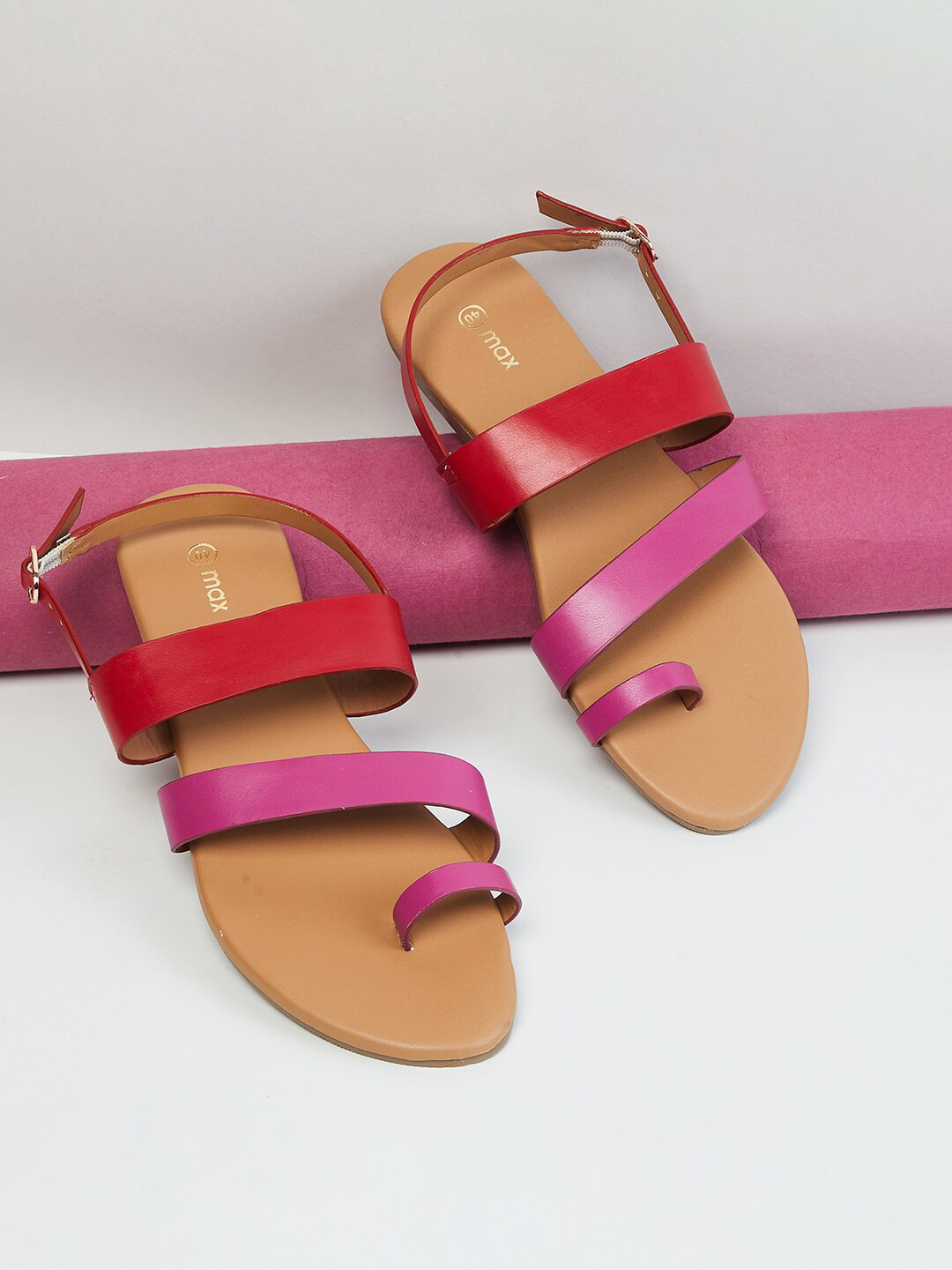 

max Women One Toe Flats, Fuchsia