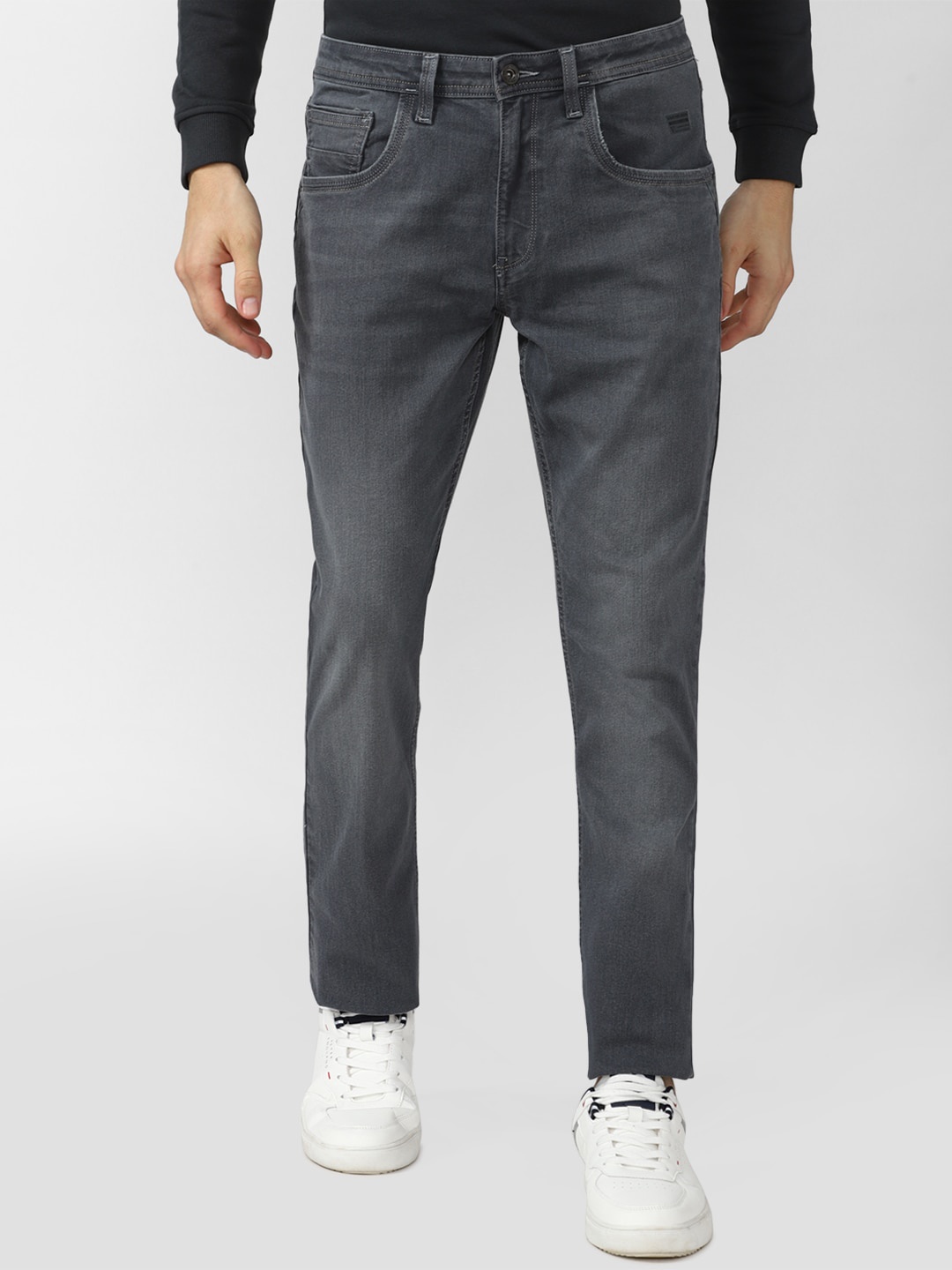 

VAN HEUSEN DENIM LABS Men Grey Light Fade Jeans