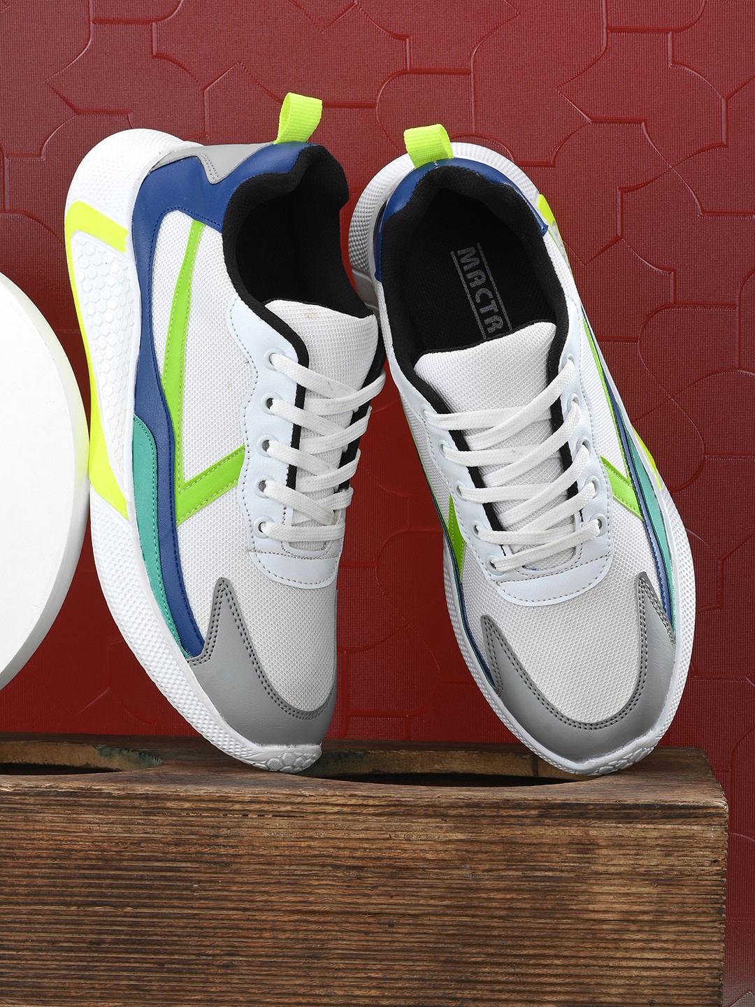 

Mactree Men Colourblocked Sneakers, White