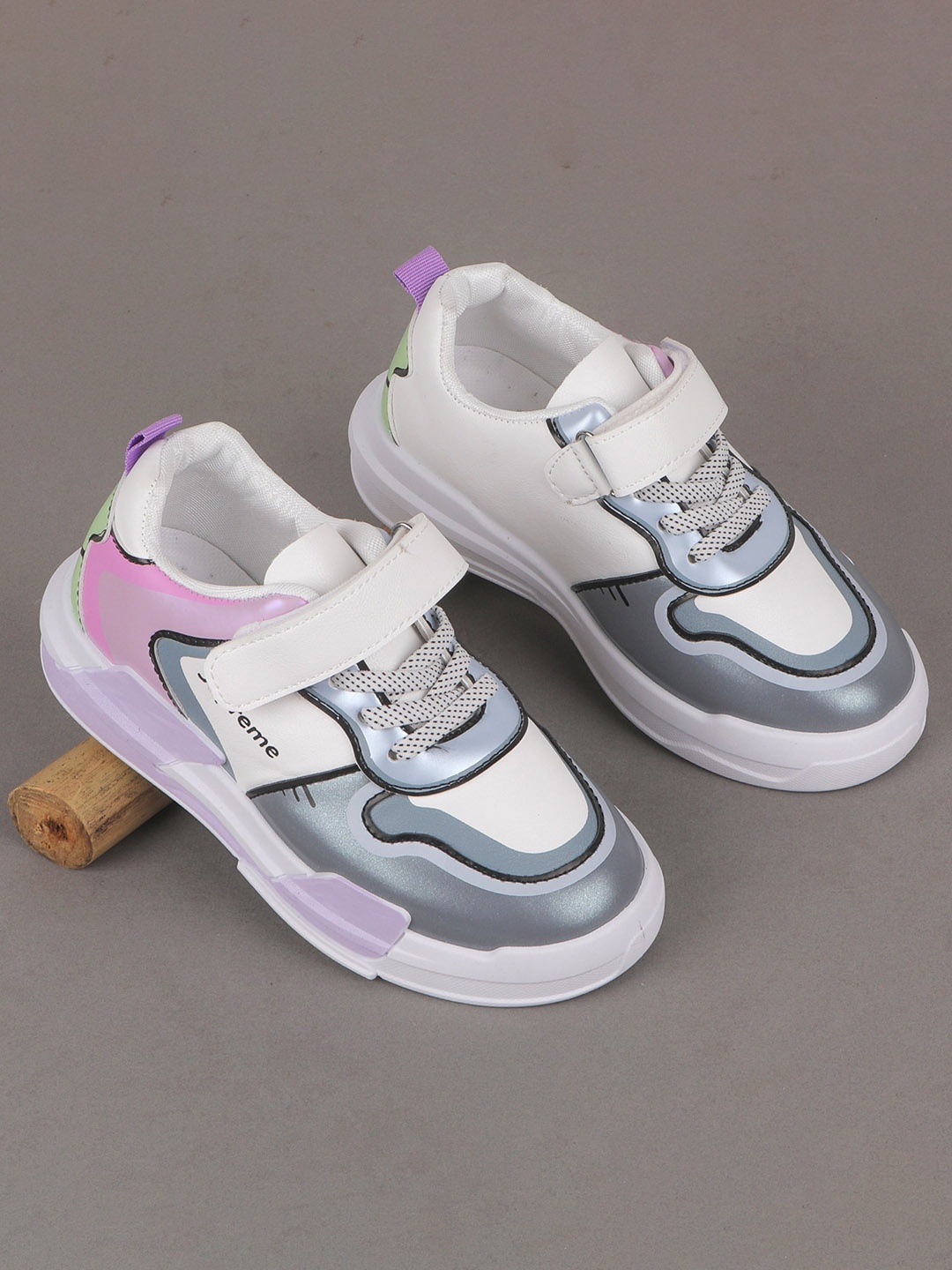 

FEETWELL SHOES Kids Purple Colourblocked Sneakers