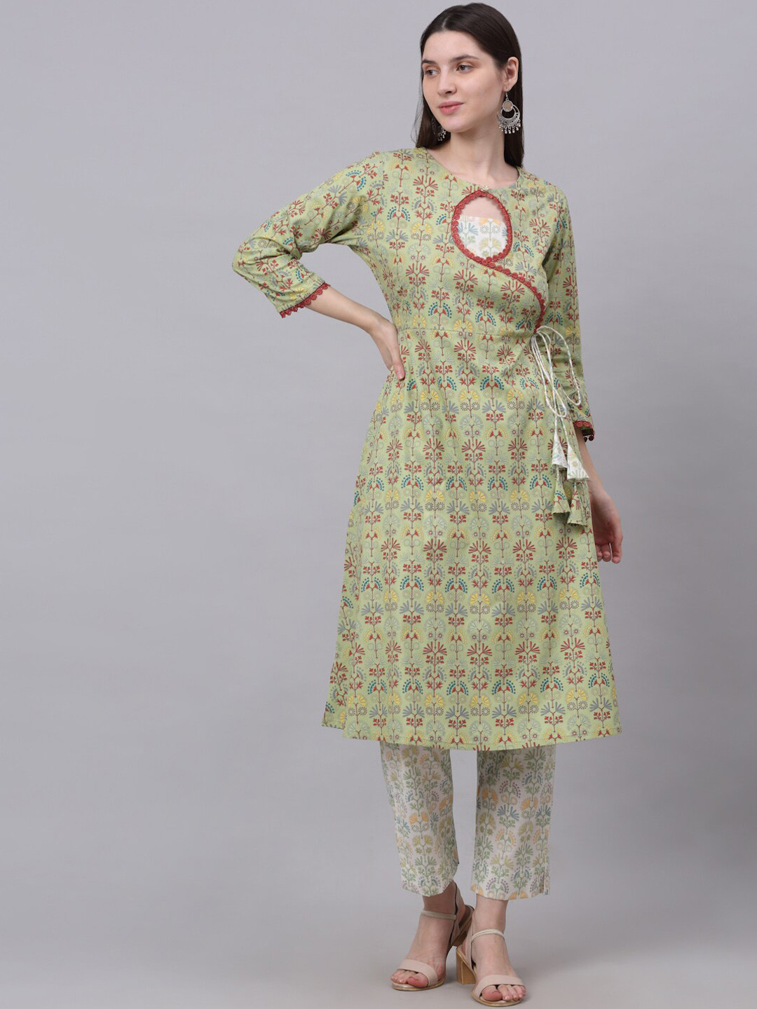 

Kamayra Women Ethnic Motifs Printed Pure Cotton Kurta with Trousers, Green