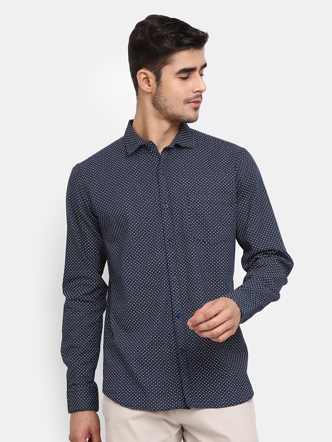 

V-Mart Men Navy Blue Printed Casual Shirt