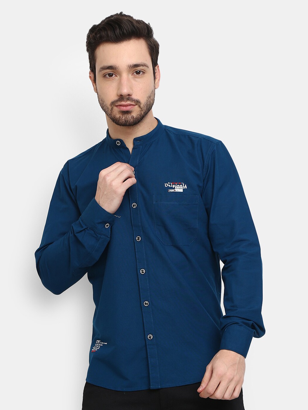 

V-Mart Men Blue Cotton Casual Shirt