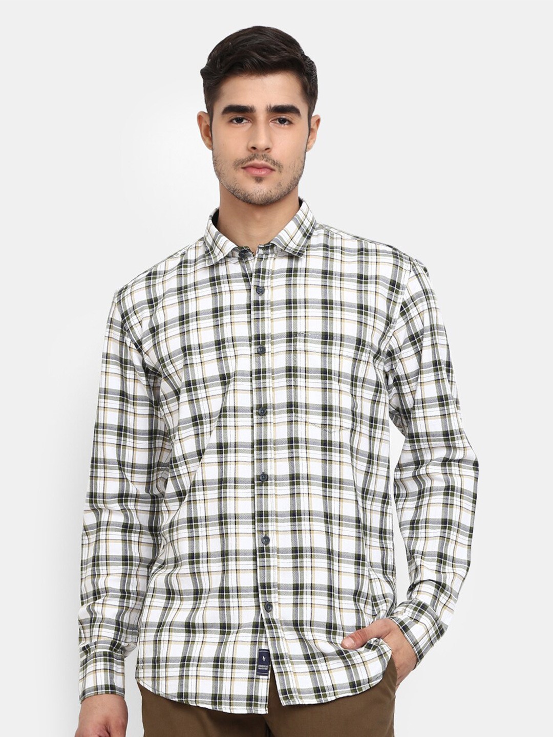 

V-Mart Men White Tartan Check Regular Fit Cotton Casual Shirt