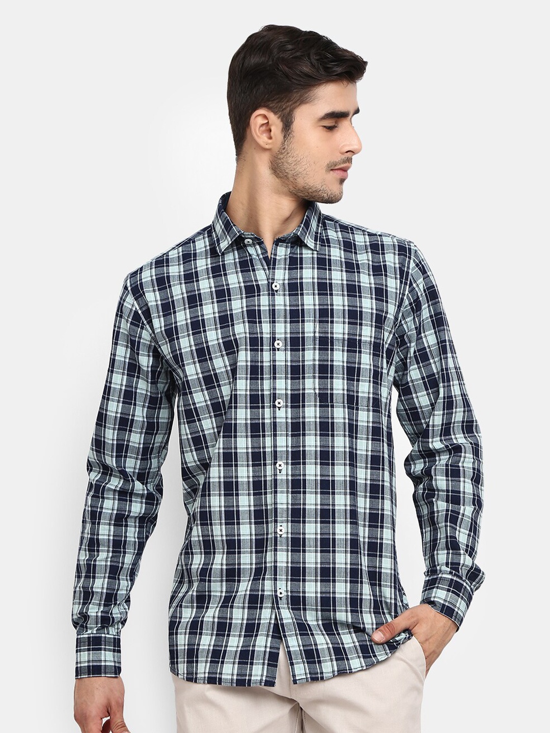 

V-Mart Men Green Tartan Checks Checked Casual Shirt