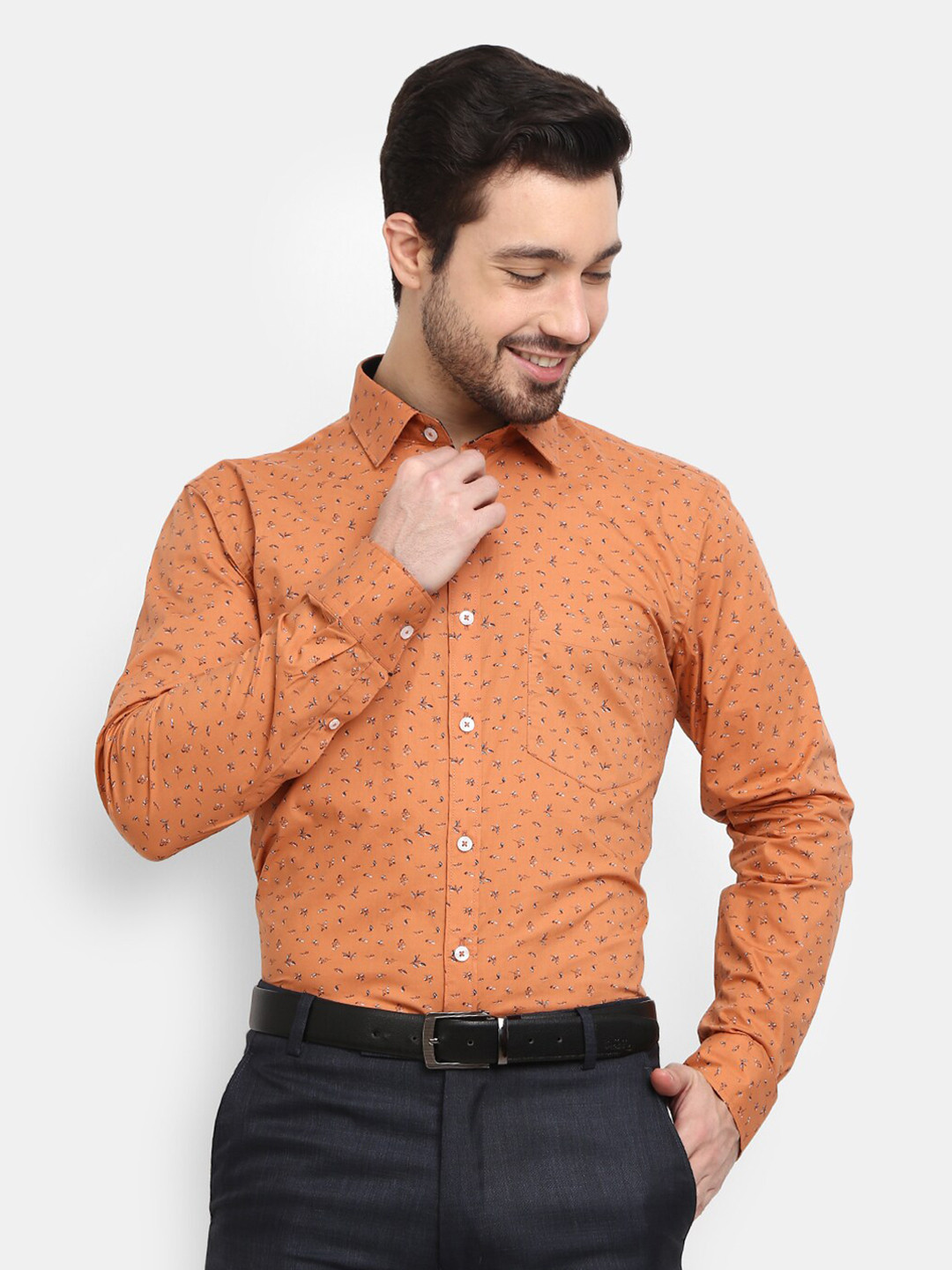 

V-Mart Men Rust Floral Printed Formal Shirt