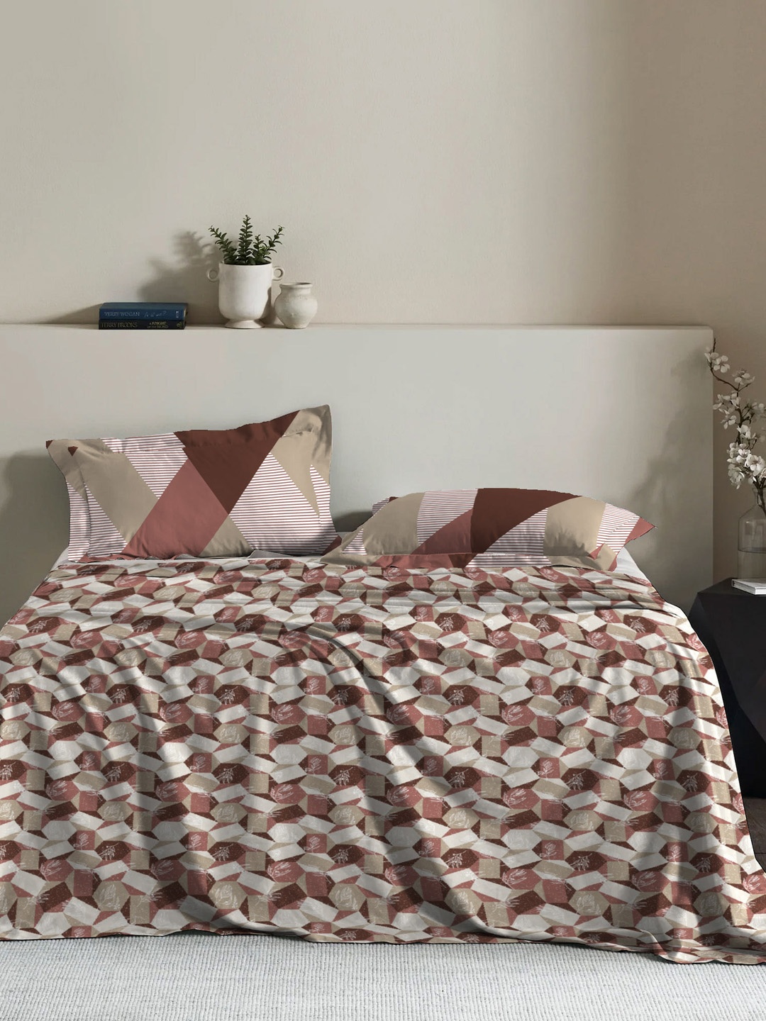 MYTRIDENT 144 TC Queen Cotton Bedsheet with 2 Pillow Covers, Brown