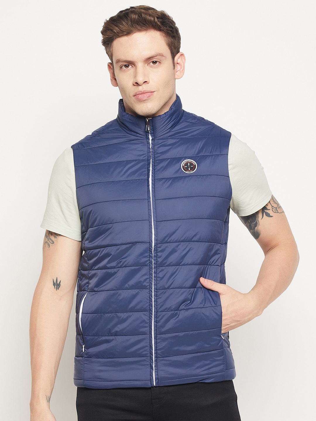

Spirit Men Navy Blue Windcheater and Water Resistant Puffer Sleeveless Jacket