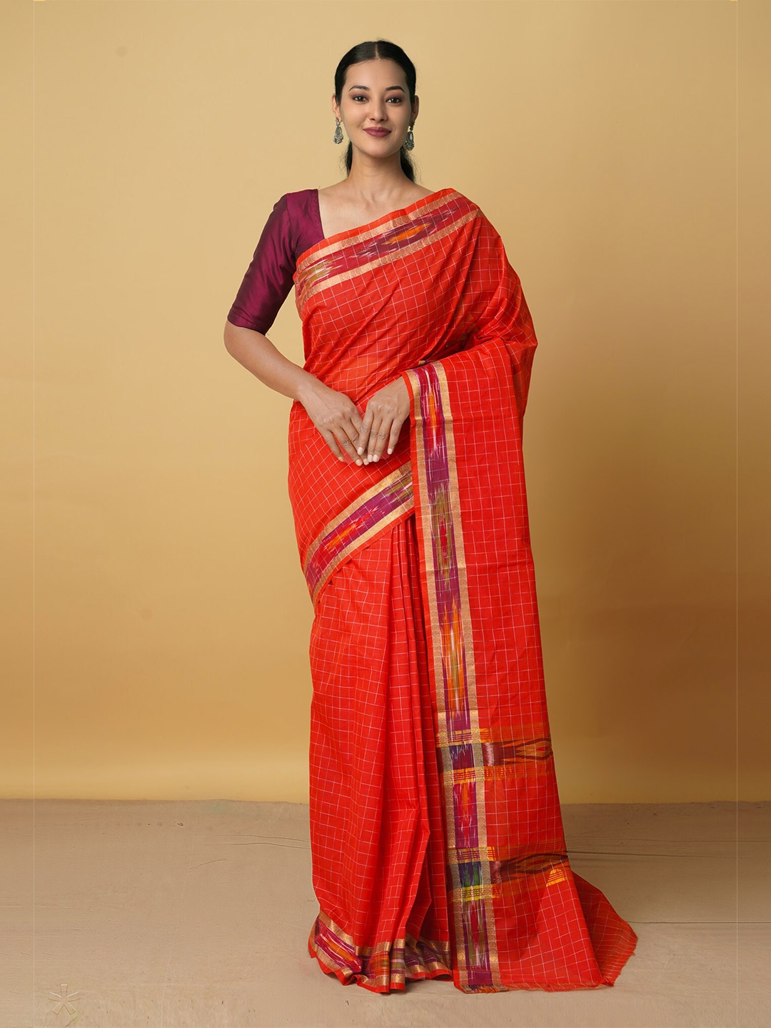 

Unnati Silks Red & Gold-Toned Woven Design Pure Cotton Mangalagiri Saree