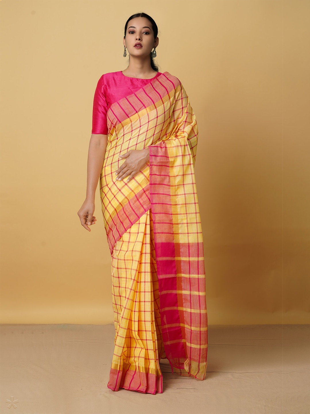 

Unnati Silks Orange & Pink Woven Design Pure Cotton Mangalagiri Saree