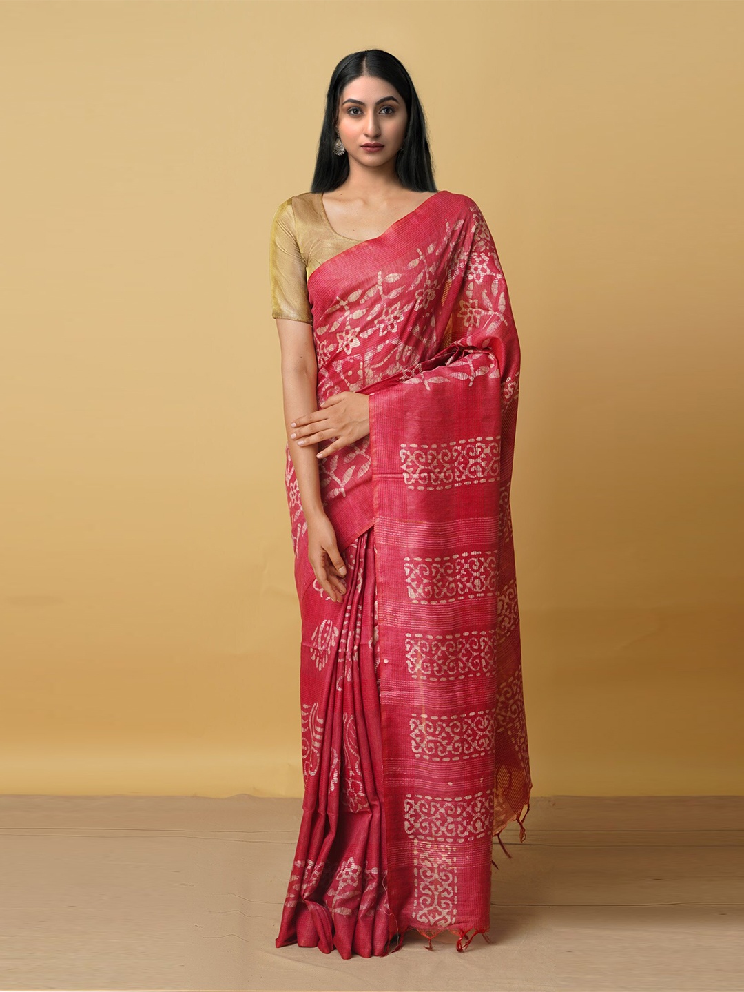 

Unnati Silks Pink & Grey Batik Silk Cotton Bhagalpuri Saree