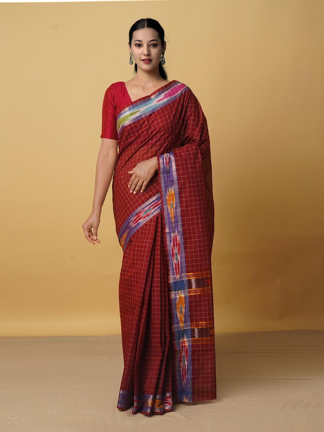 

Unnati Silks Maroon & Silver-Toned Checked Zari Pure Cotton Mangalagiri Saree