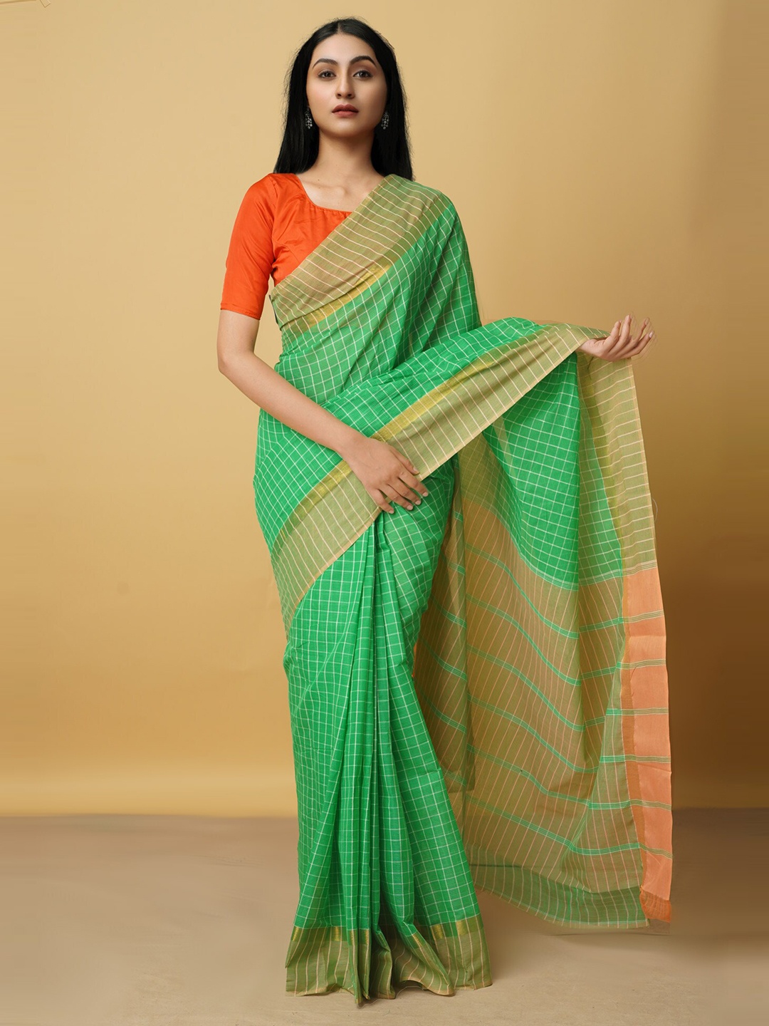

Unnati Silks Green & Gold-Toned Checked Zari Pure Cotton Mangalagiri Handloom Saree