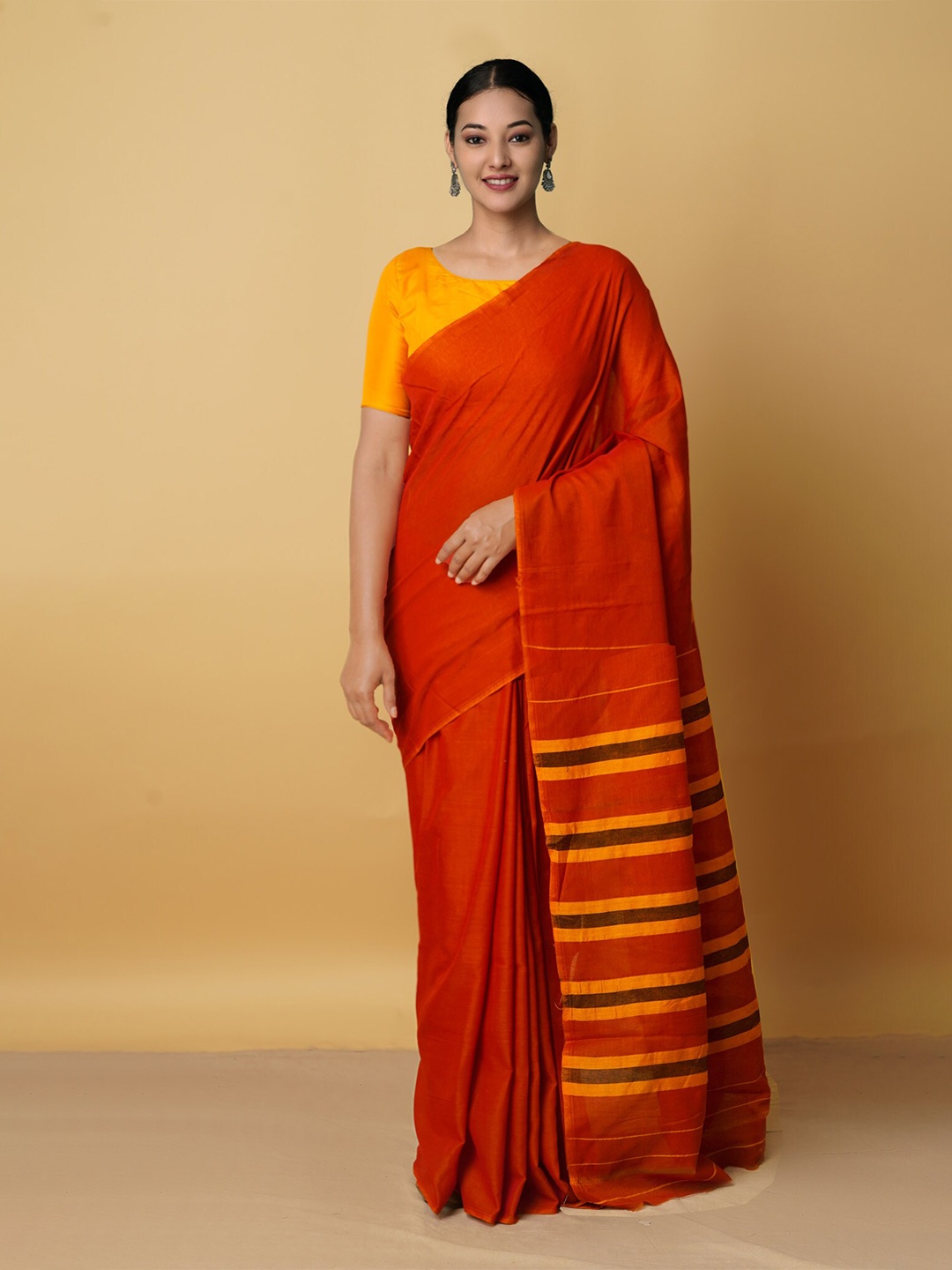 

Unnati Silks Red & Yellow Zari Pure Cotton Narayan Peth Handloom Saree