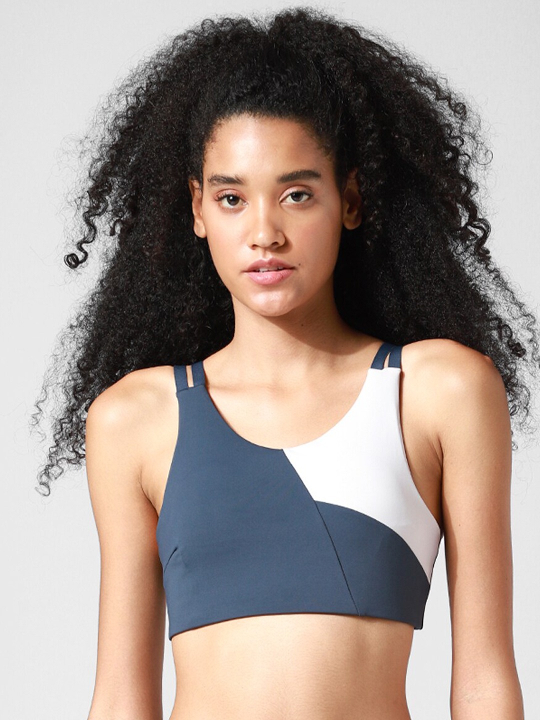 ONLY Women Colourblocked Workout Bra, Blue