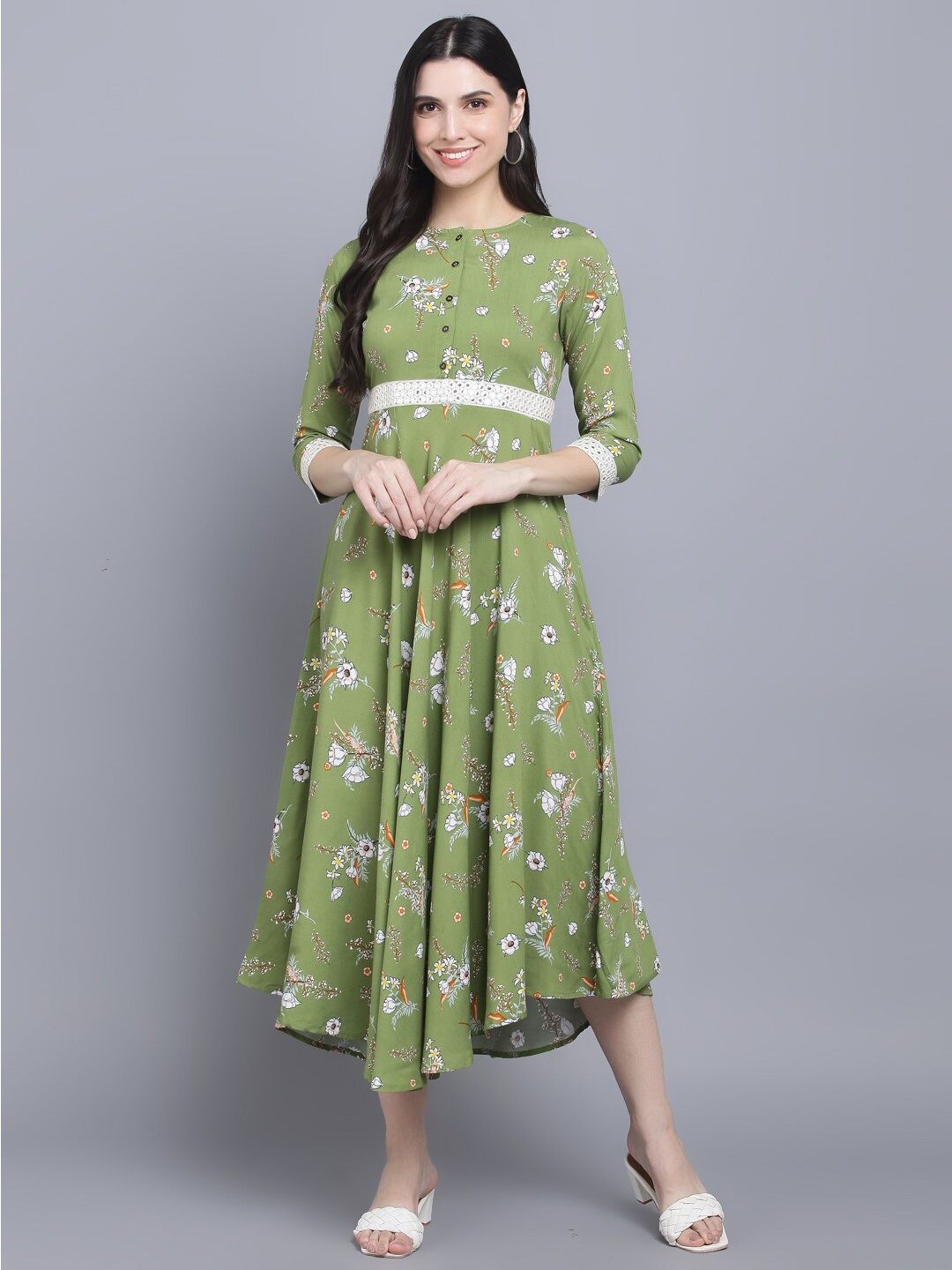 

Myshka Green & White Floral Printed A-Line Midi Dress